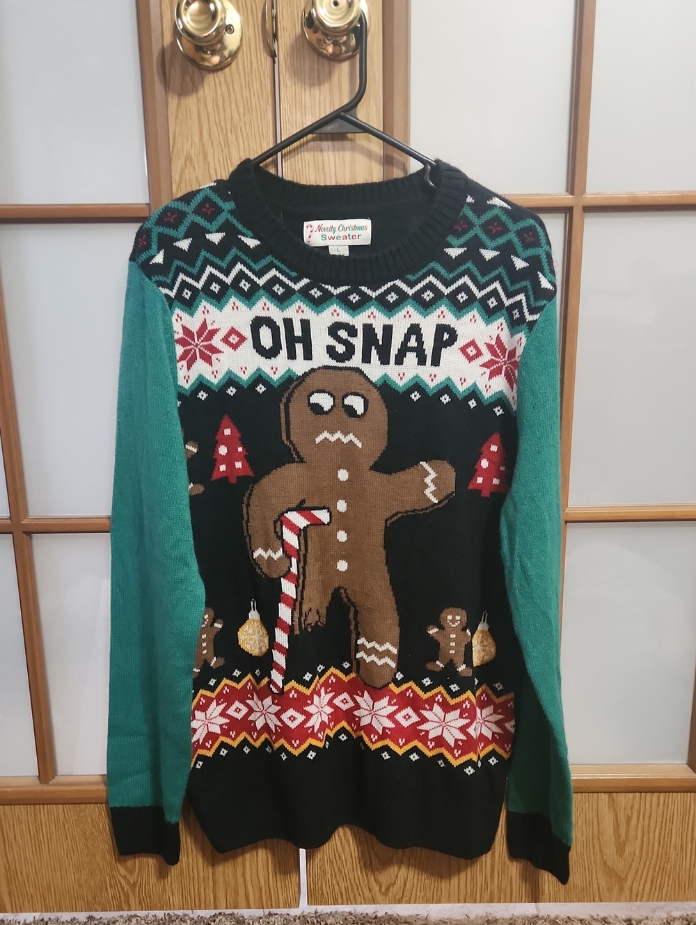 Novelty Christmas Sweater Womens Size Large, Oh Snap Gingerbread Man